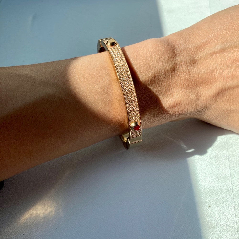 Rose gold bangle - Picture 7 of 8